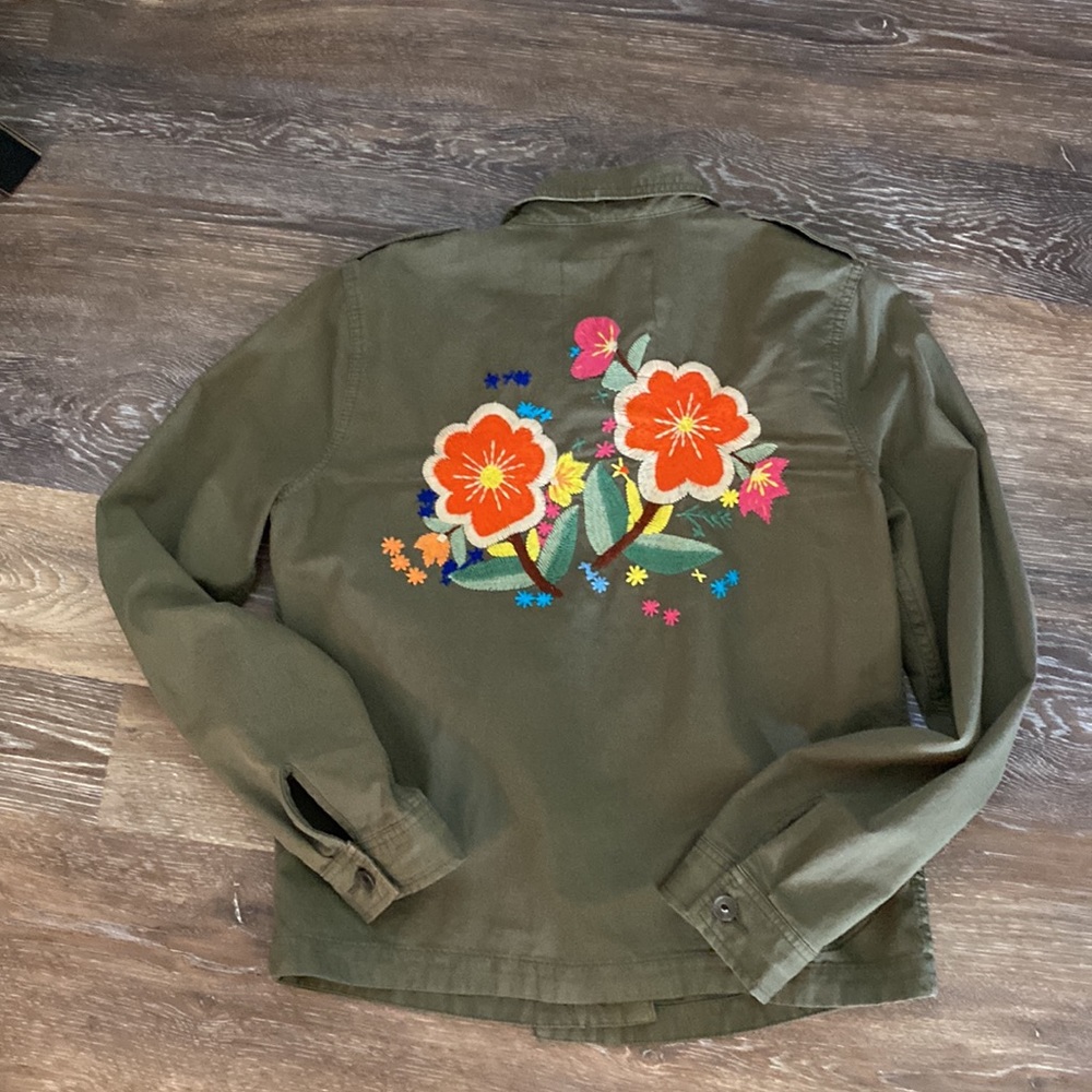 Lucky Brand Women’s Embroidered back Jacket size Large